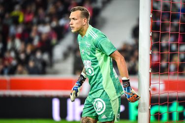 Marco Bizot buldert zijn Brest bij Olympique Marseille weer naar 3 punten