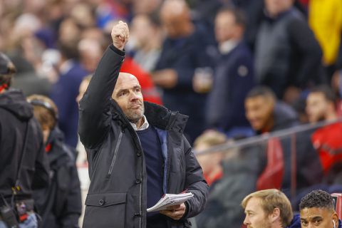 TV-gids: op deze zender kijk je woensdag naar het inhaalduel tussen Ajax en Vitesse