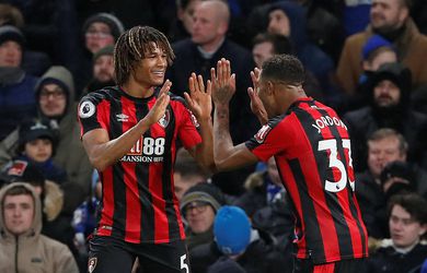 Scorende Aké bezorgt oude club Chelsea flinke kater: Bournemouth wint met 0-3 (video)