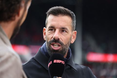 Ruud van Nistelrooij over vertrek technisch directeur John de Jong bij PSV: ‘Komt wel binnen bij mij’