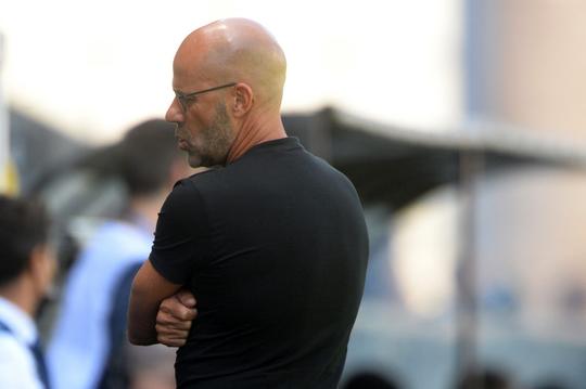 Pech voor Peter Bosz: Olympique Lyon verspeelt in slotfase zeker lijkende zege