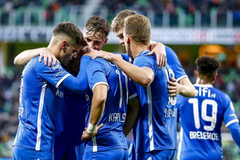AZ is - in ieder geval eventjes - koploper na overwinning op FC Groningen