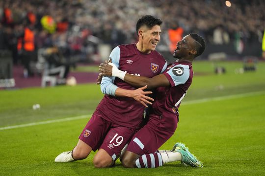 🎥 | Oud-Ajacieden zijn uitblinkers bij West Ham United: allebei gescoord in Europa League
