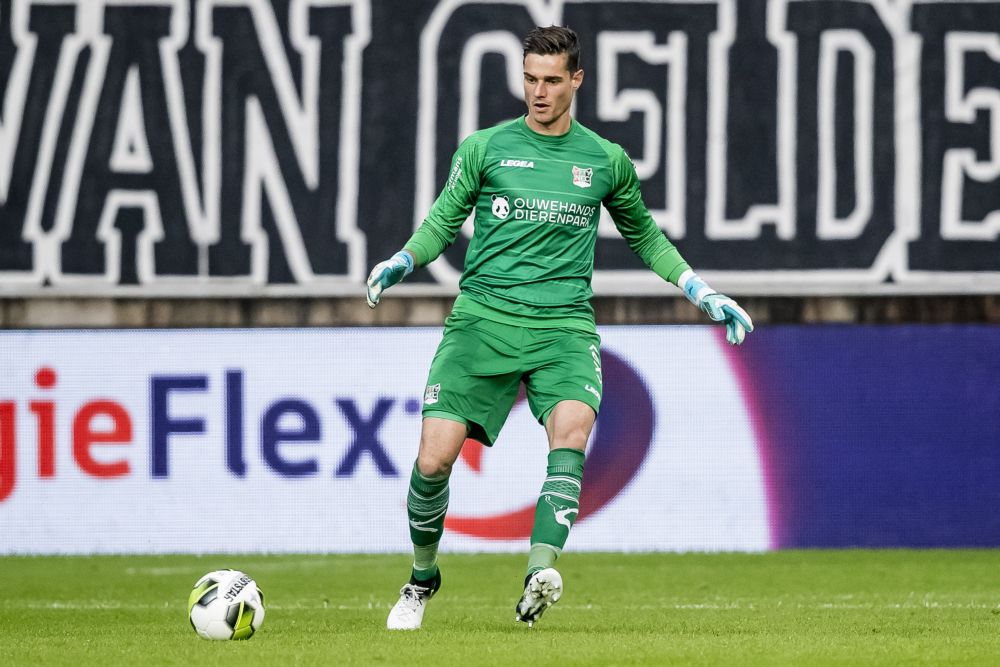 Goalie Joshua Smits van NEC naar Almere City