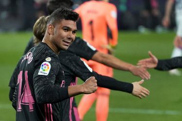 Real Madrid maakt met moeite gebruik van zeldzame nederlaag van koploper en stadgenoot Atletico