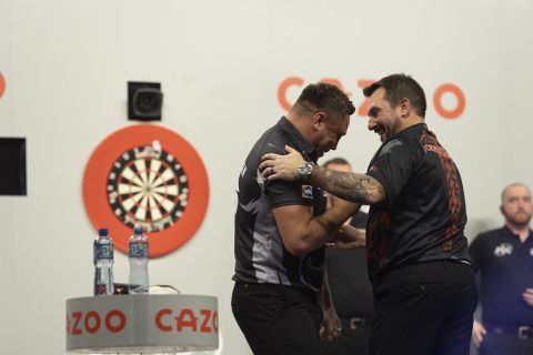 Price gaat naar halve finale Grand Slam of Darts na heerlijke Welsh Clash