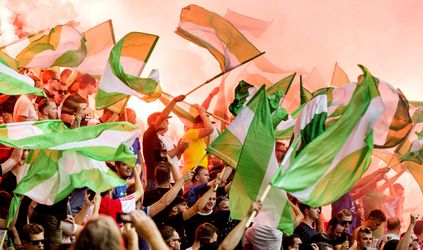 BAM! Zó stomen Feyenoord-fans hun cluppie klaar voor de Klassieker (video's)