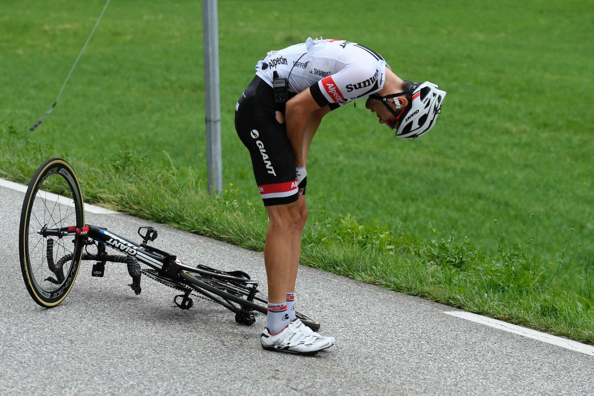 Hopende Dumoulin: 'Soms slaat de pech je keihard in je gezicht'