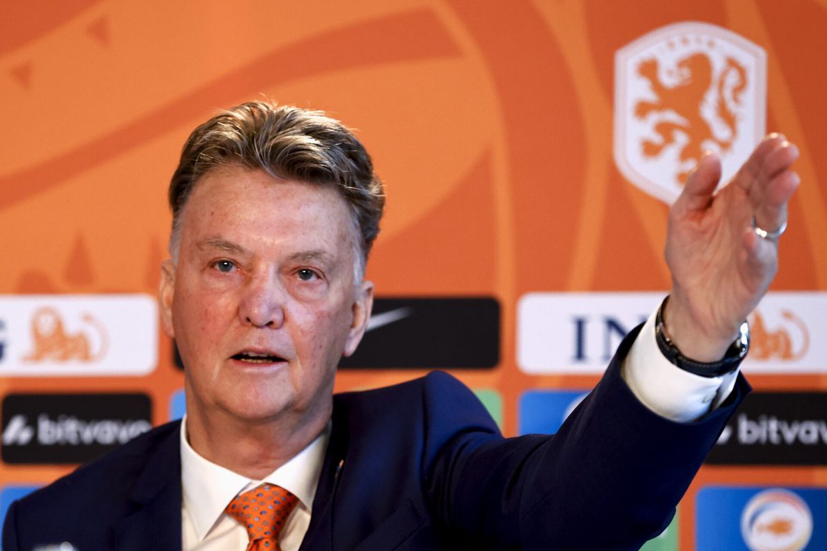 Van Gaal vergelijkt zijn Oranje-selectie met die van 2014: 'Gemiddeld beter, maar missen creativiteit'