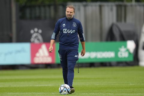 Hakim Ziyech terug naar Ajax? Maurice Steijn: 'Dan is hij zeker een optie'