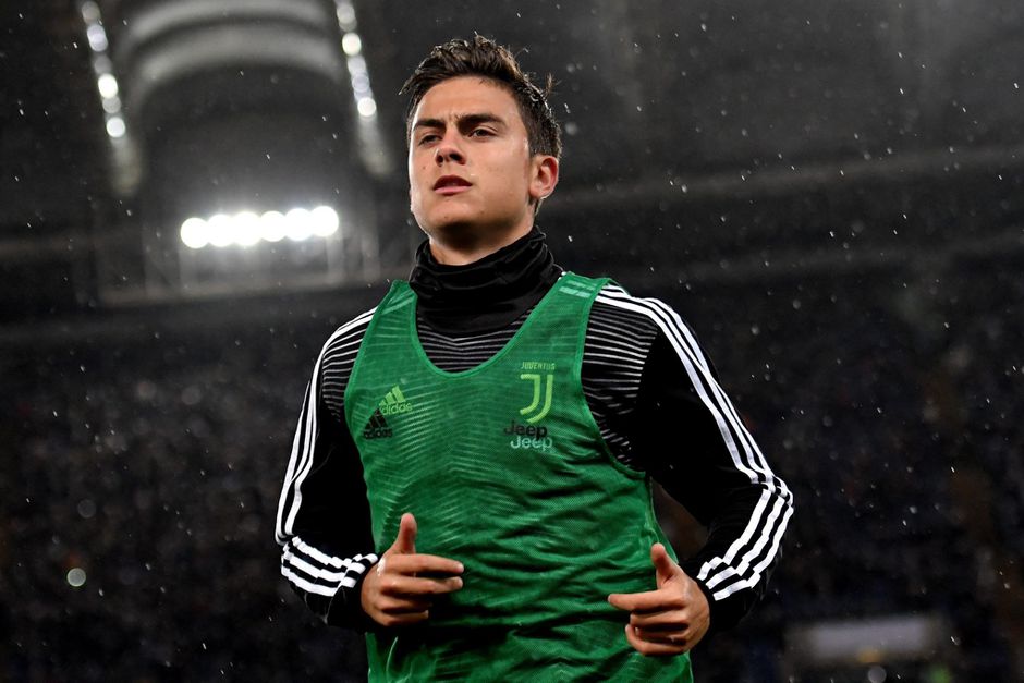 'ManUtd en Chelsea houden situatie van Dybala bij Juventus in de gaten'