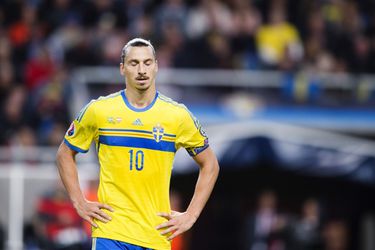 Oud-Zweden speler Ljungberg: 'Zlatan moet het team dragen' (video)