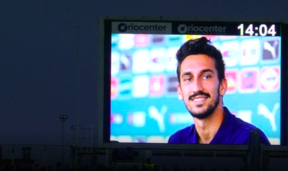 Prachtige beelden: Atalanta en Fiorentina herdenken Davide Astori in 'zijn' 13e minuut (video)