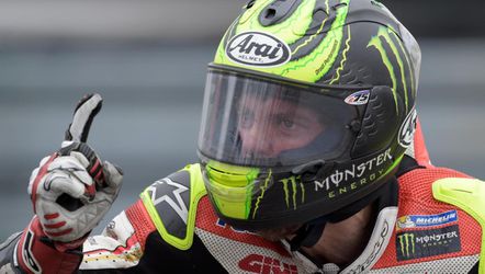 Crutchlow verrast met zege in MotoGP
