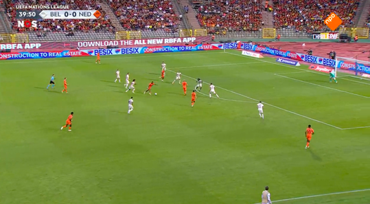 🎥 | GOAL! Bergwijn zet Oranje met prachtig geplaatst schot op voorsprong