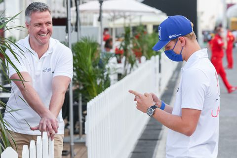 Schumacher denkt dat Verstappen 'geen schijn van kans maakt' om WK te winnen