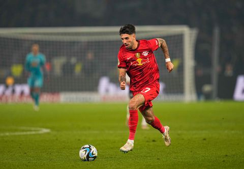 Weer grote klapper in Premier League: Liverpool betaalt 70 miljoen euro aan RB Leipzig voor Hongaars international