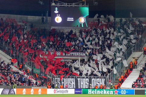 Boete nummer 10 voor Feyenoord: club moet 28.125 euro lappen na misdragingen fans in Praag