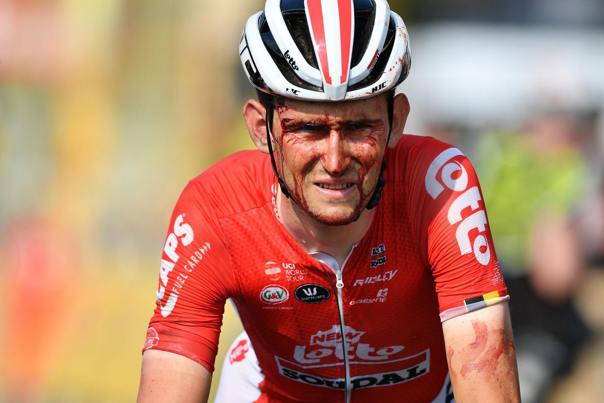 Lotto-renner Benoot na zware valpartij uit de Tour de France