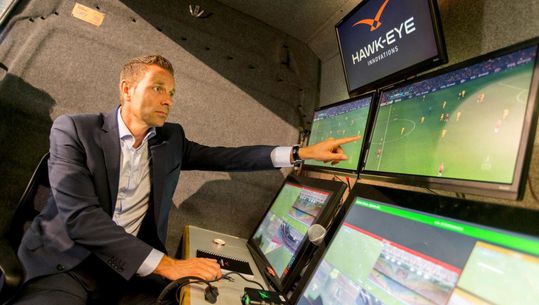 KNVB zet videoscheidsrechter in bij 3 bekerduels