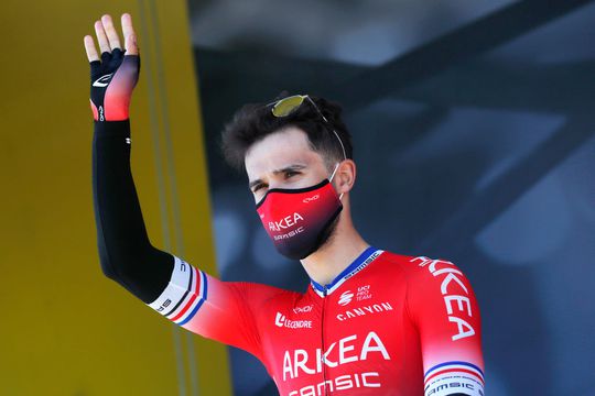 Nacer Bouhanni voor 2 maanden geschorst vanwege gevaarlijke sprint