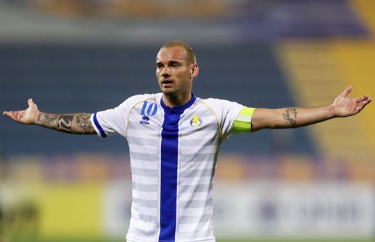 Utrechtse amateurclub mag op kosten van Wesley Sneijder 6 dagen naar Qatar