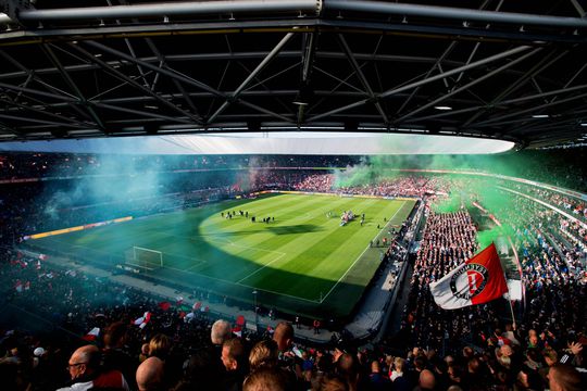 🙏 | Ajax en Feyenoord steunen zorgverleners en zeggen samen ‘dankjewel’