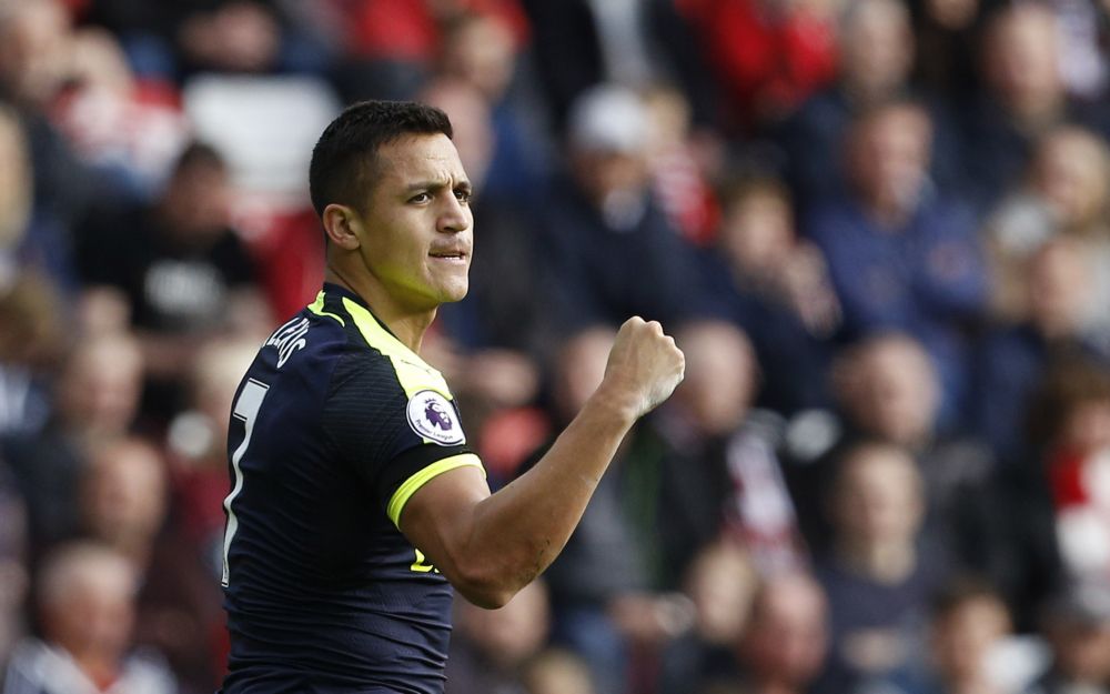 Sanchez kopt Arsenal op voorsprong tegen Sunderland (video)