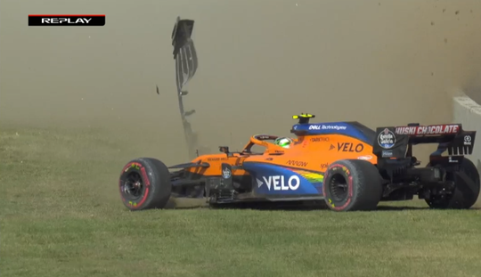 🎥 | Lando Norris via het grind de muur in: eerste echte crash op Mugello