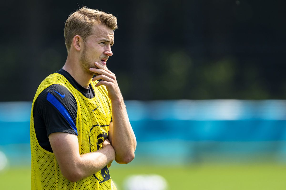 Matthijs de Ligt speelklaar? Stefan de Vrij verklapt dat teamgenoot 'voluit' traint