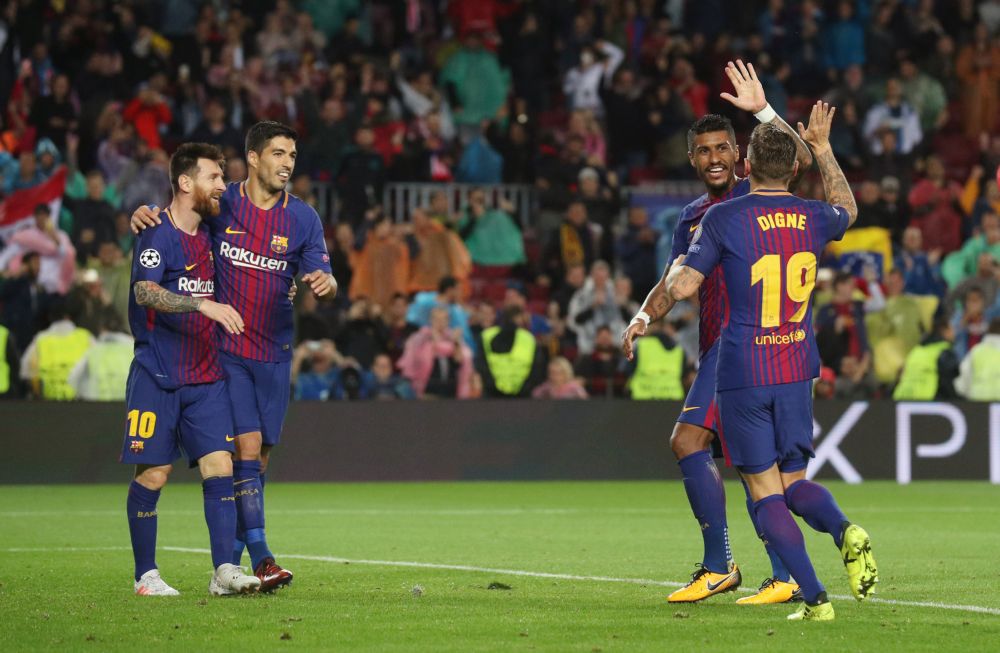 Barcelona dankzij Messi's 100e toch nog makkelijk langs Olympiakos