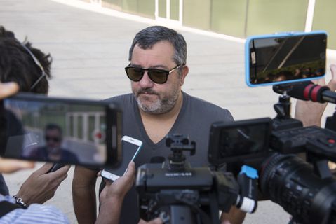 Bild: 'Mino Raiola ligt al weken op intensive care met longziekte'