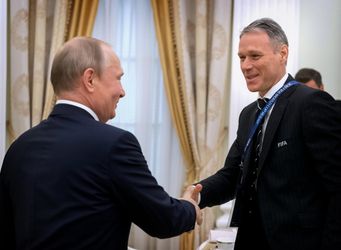 Van Basten ging op de koffie bij ome Putin