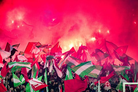 📸​ | Wat hebben de Feyenoordsupporters voor vanavond bedacht? Alle sfeer(acties) op een rij