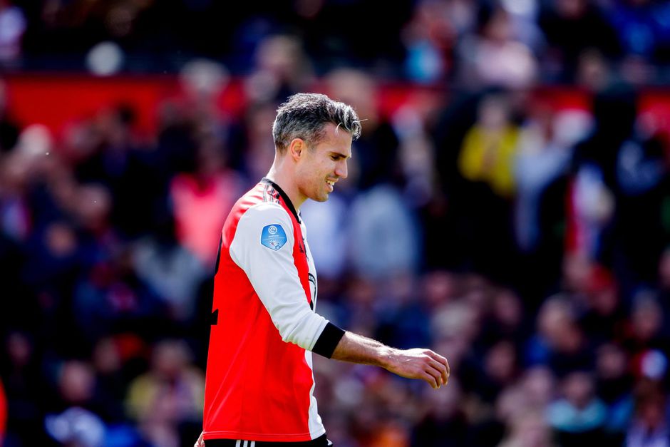 Dramatisch afscheid Van Persie in de Kuip, Excelsior wint na 2 hattricks in Almelo, NAC degradeert
