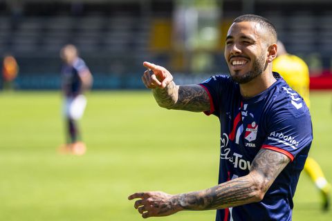 TV-gids: op deze zender kijk je vanavond naar NEC-Roda en FC Emmen-NAC