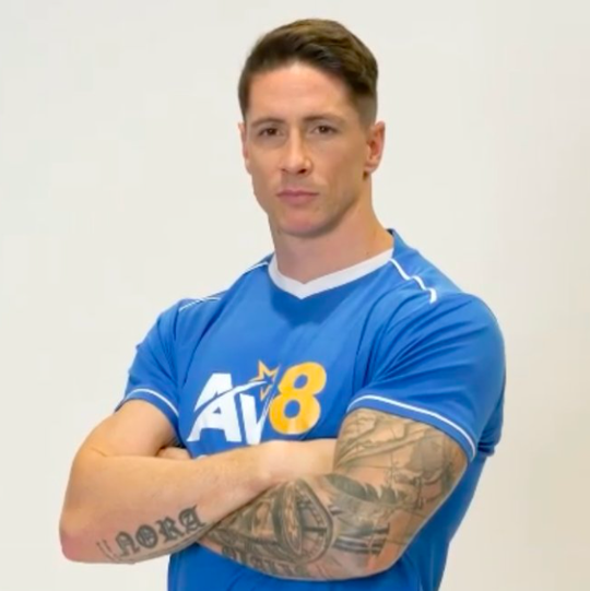 📸 | ZIEN! De 'gestopte' ex-prof Fernando Torres is breder dan ooit