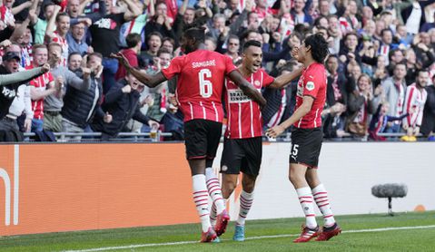 Eindhovens Dagblad: grote leegloop dreigt bij PSV