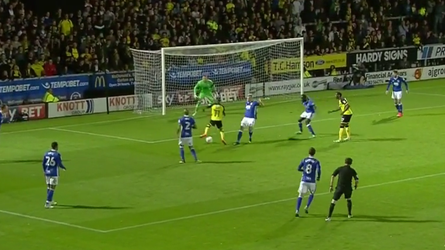 Burton Albion met 2 prachtige goals langs Birmingham (video)