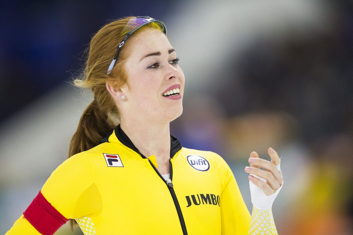 Antoinette de Jong wint de 3000 meter en verslaat Wüst in direct duel