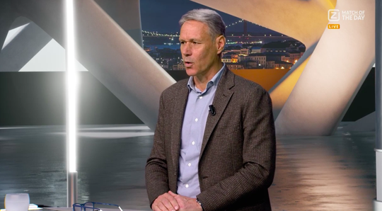 Marco van Basten snapt niets van uitverkiezing Manchester City: 'Vind dit echt absurd, wat een onzin'