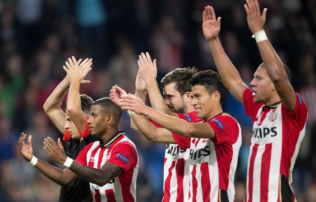 PSV boekt sensationele overwinning op Manchester United (video)