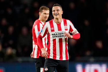 PSV-spelers praten over minder salaris: ‘Ernst van de situatie is ons duidelijk’