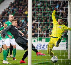 🎥 | Davy Klaassen maakt pijnlijke eigen goal bij nieuw verlies Werder Bremen