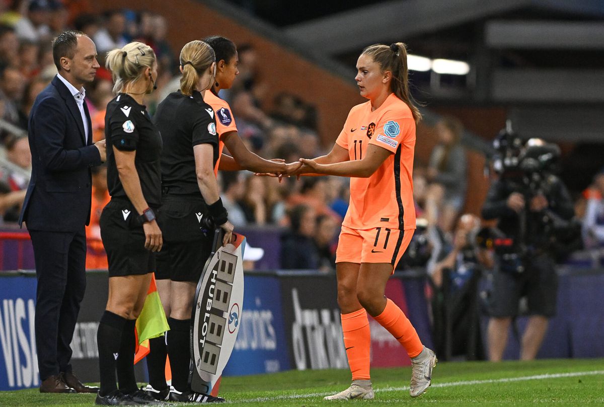 Oranjevrouwen zonder Lieke Martens tegen Costa Rica door blessure