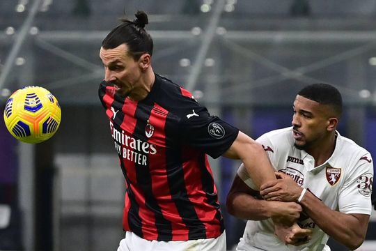 Zlatan (bijna 40 jaar oud) beslist over zijn toekomst bij AC Milan