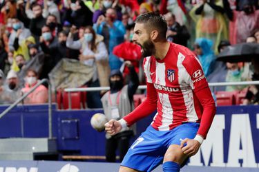 🎥 | Sierd de Vos wordt helemaal loco van kanonskogel Yannick Carrasco