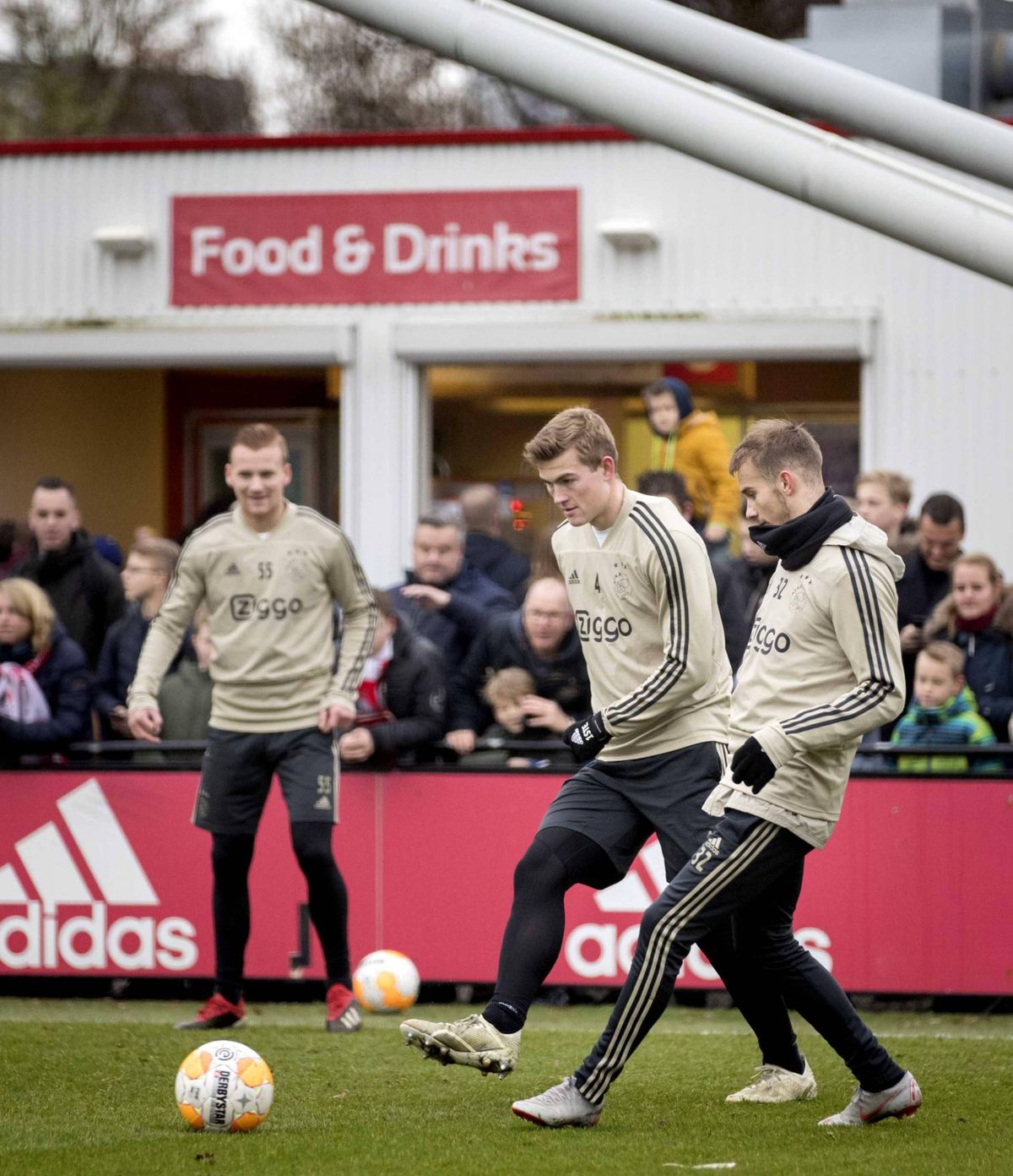 Ten Hag gaat met Ajax terug naar oude club: 'We kunnen onze borst natmaken'