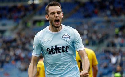 Lazio wint met dikke cijfers en ook De Vrij pikt zijn goaltje mee