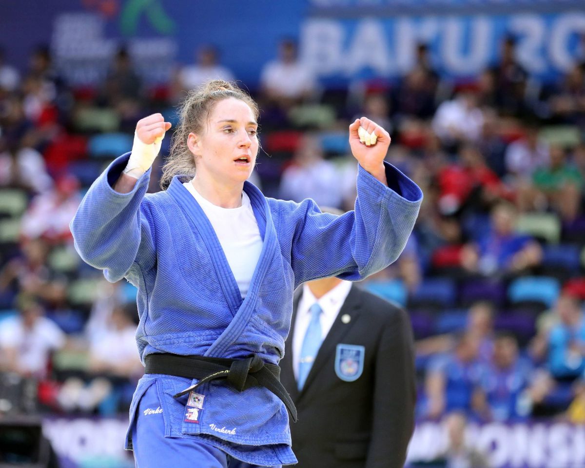 Gemengde judoploeg verslaat Oezbekistan dik en gaat naar kwartfinale